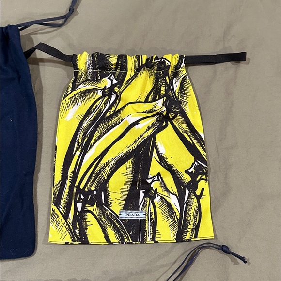 Prada Vibrant Yellow and Navy Bag set - Picture 2 of 3